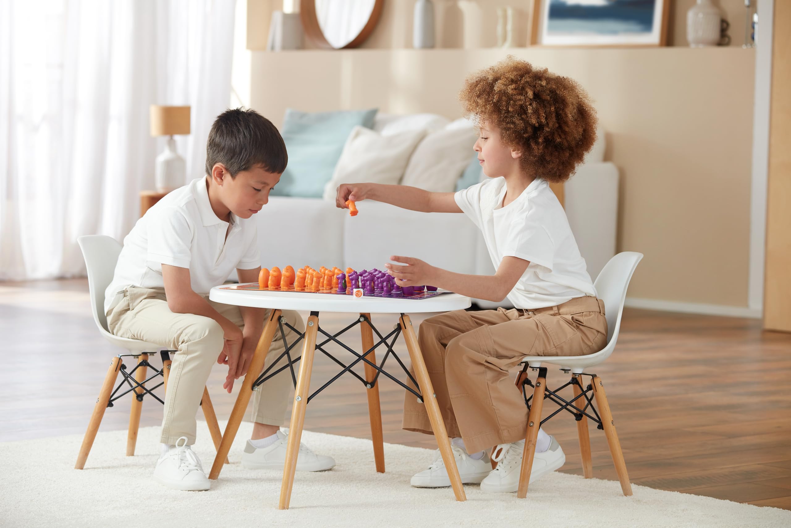 Jumbo, Stratego - Junior Dinos, Fun Junior Stratego Version, Strategy Board Game, 2 Players, Ages 4 Year Plus - Image 6